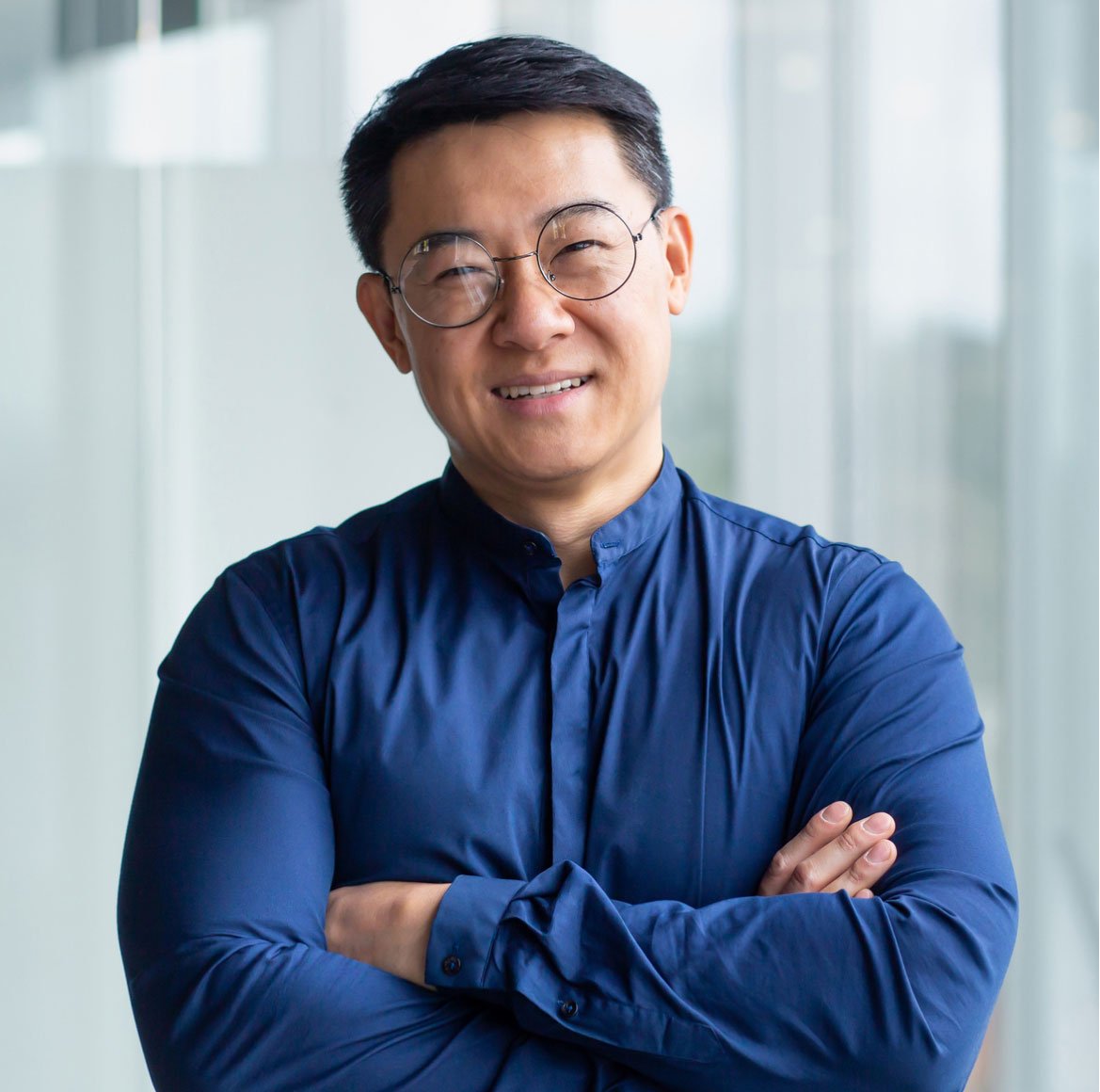 business-man-crossed-arms