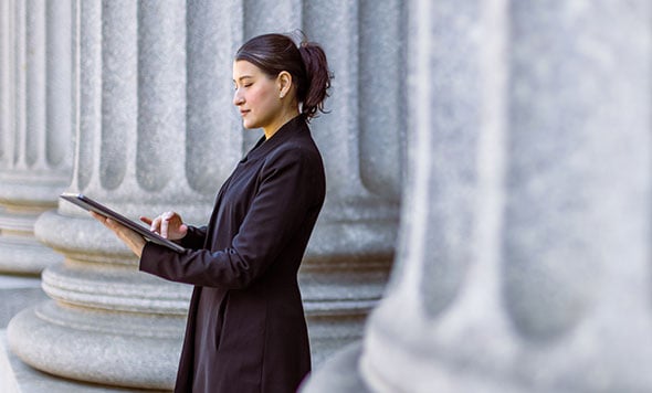 woman-in-government