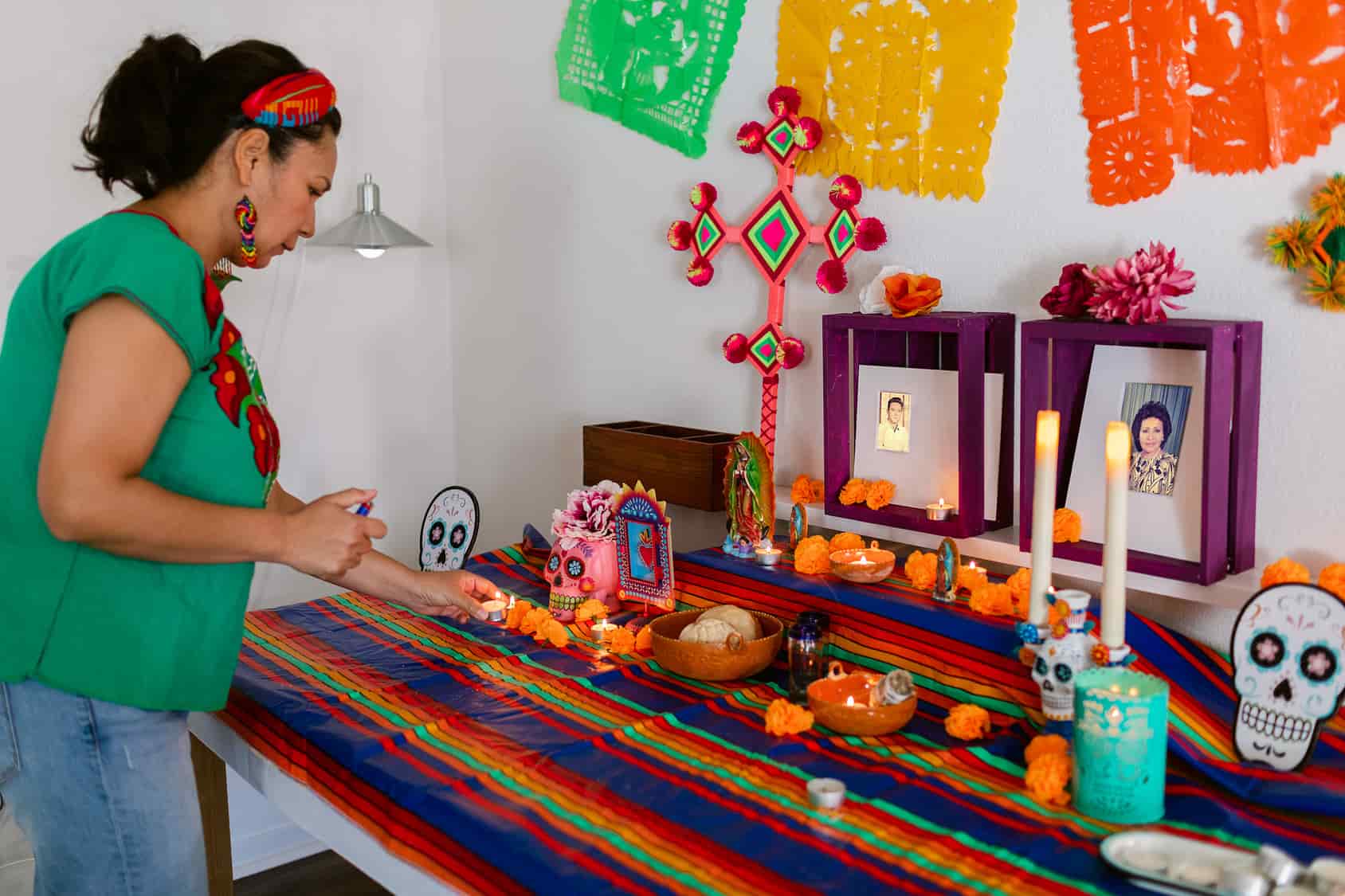 Dia de los Muertos altar with traditional decorations